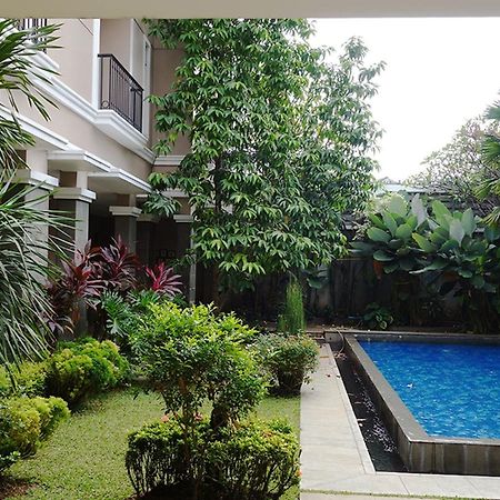 Saffron Suites Syariah Yakarta Exterior foto