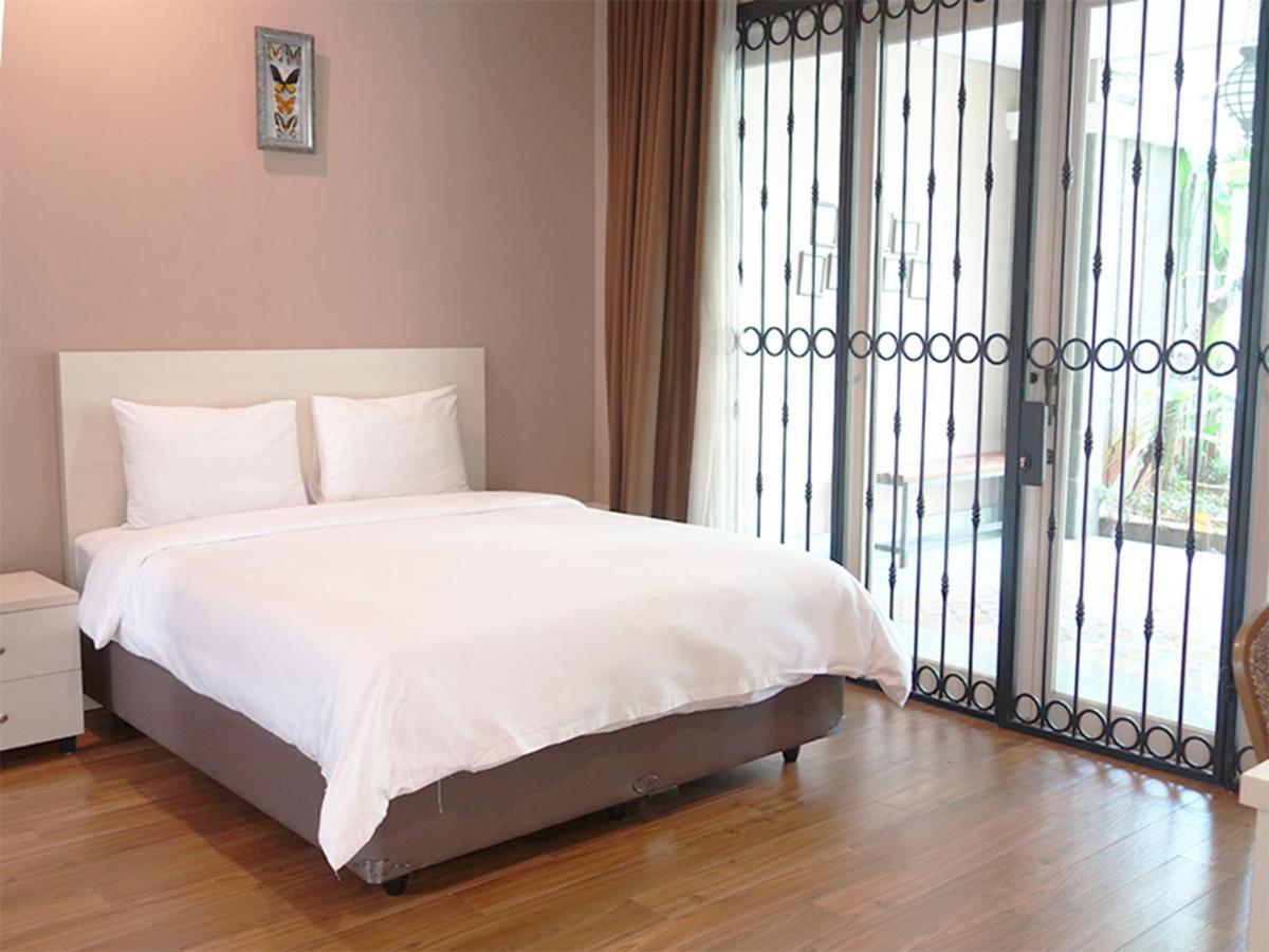 Saffron Suites Syariah Yakarta Exterior foto
