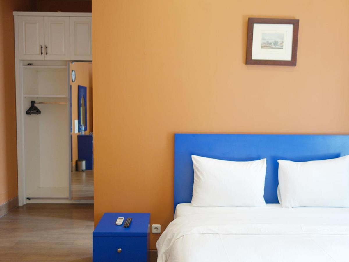 Saffron Suites Syariah Yakarta Exterior foto